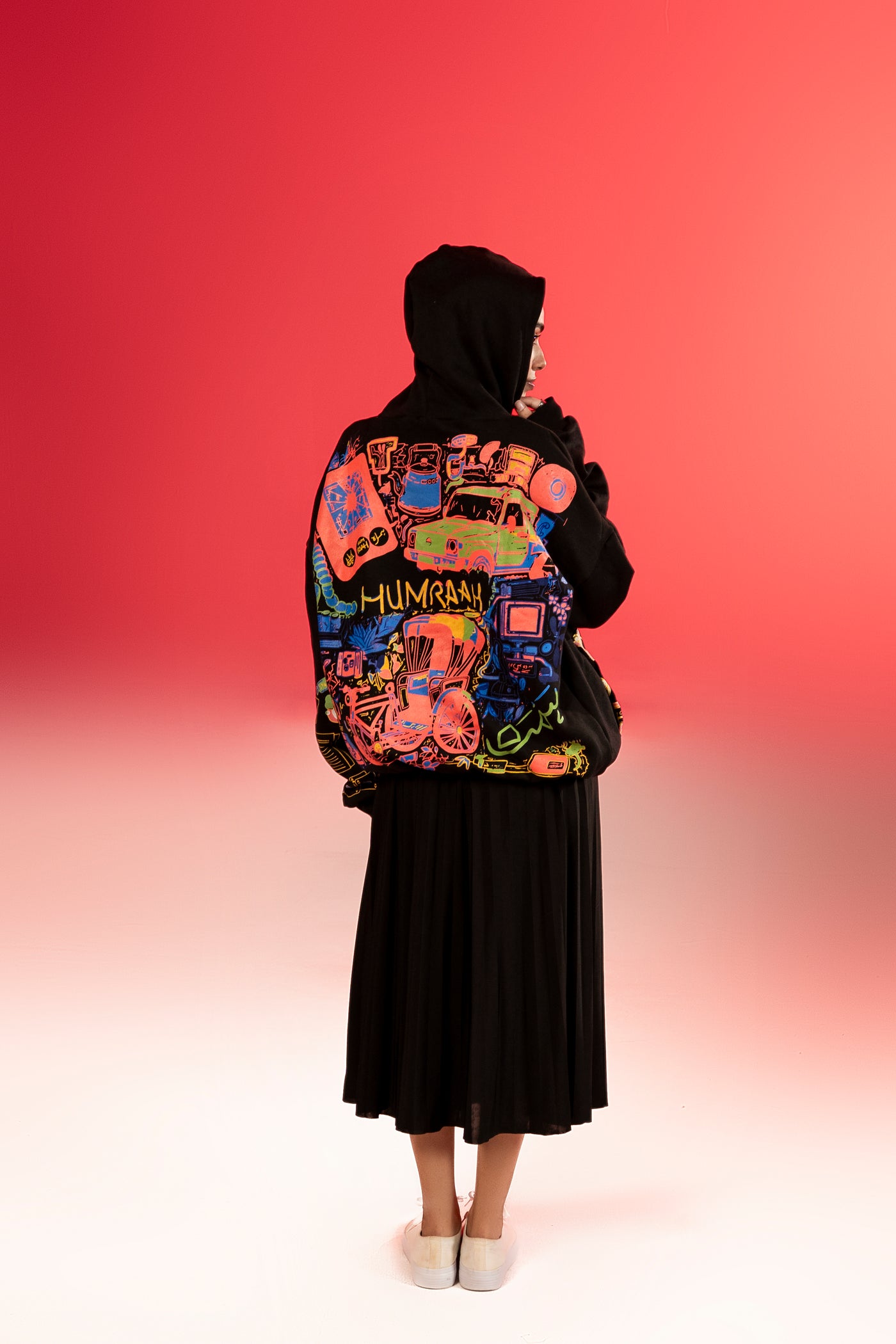 PHOOL, PAHIYE AUR PIXELS