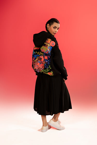 PHOOL, PAHIYE AUR PIXELS